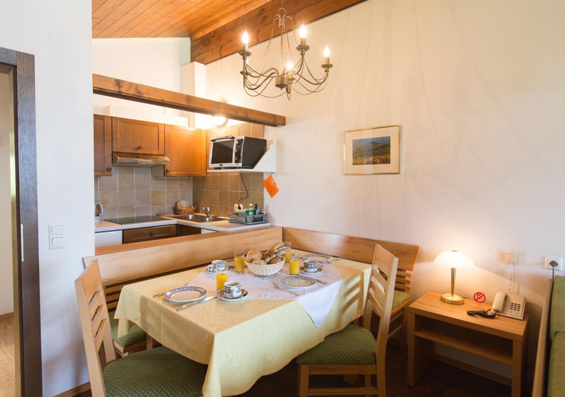 Ferienhaus Schiwiese Mit Freiem Eintritt In Die Alpentherme & Freie Nutzung Der Gasteiner Bergbahnen Im Sommer 2025 Bad Hofgastein Luaran gambar