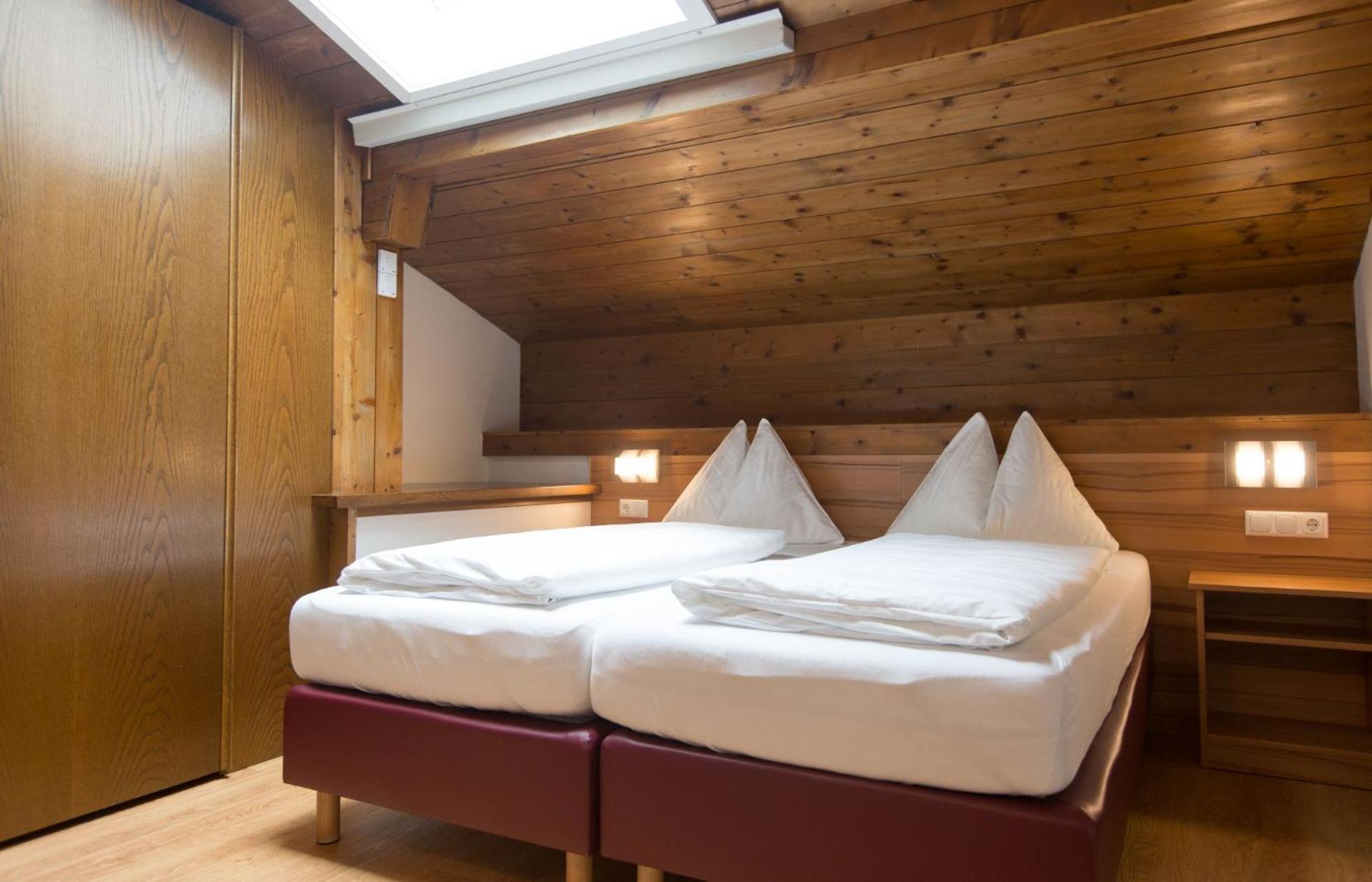 Ferienhaus Schiwiese Mit Freiem Eintritt In Die Alpentherme & Freie Nutzung Der Gasteiner Bergbahnen Im Sommer 2025 Bad Hofgastein Luaran gambar